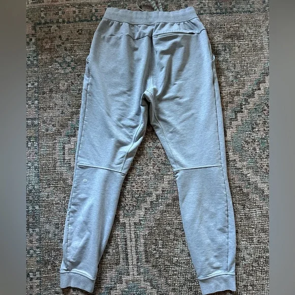 Lululemon Men’s Gray City Jogger Pants S - Picture 2 of 5